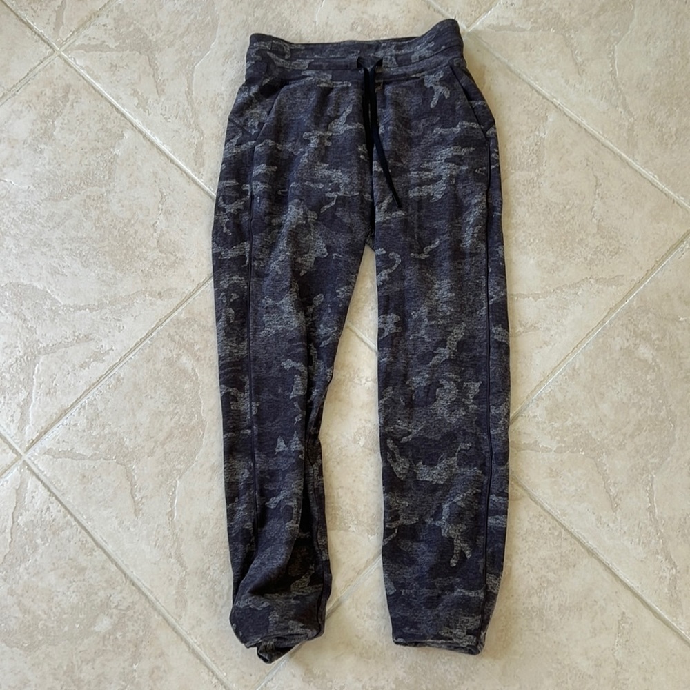 Camo Lululemon Sweatpants